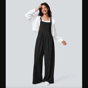 Halara Adjustable Strap Button Multiple Pockets Waffle Casual Overalls Medium